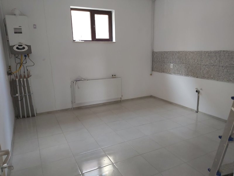 Bragadiru, unica in zona, P+1+M, 7 camere, 3 bai,